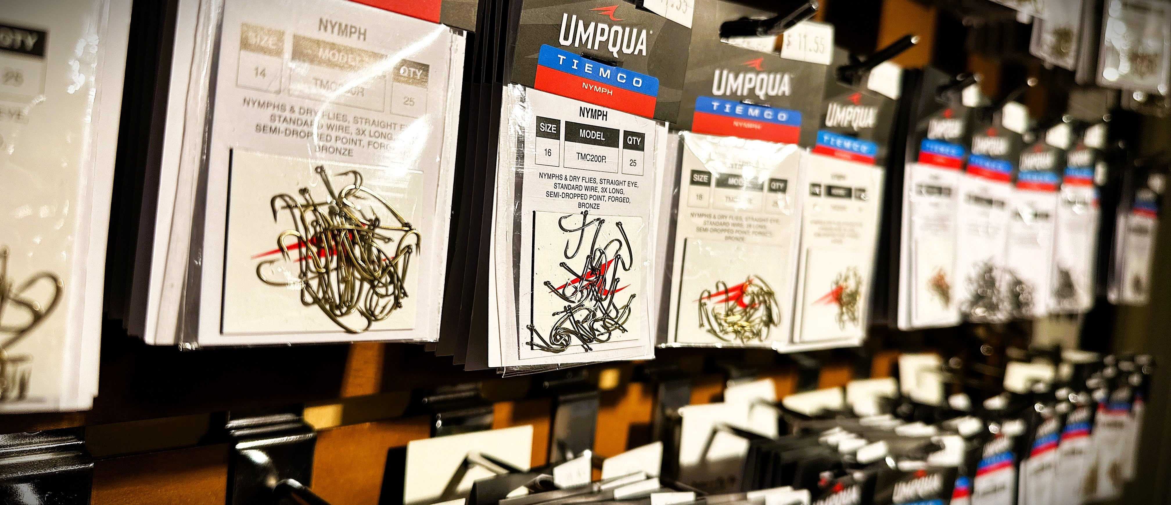 packages of tying hooks