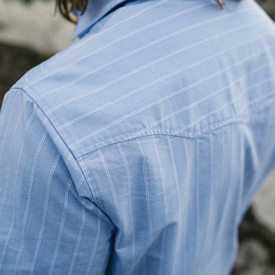 Howler Brothers Crosscut Deluxe Snapshirt - Surfbird : Sky Oxford Dobby